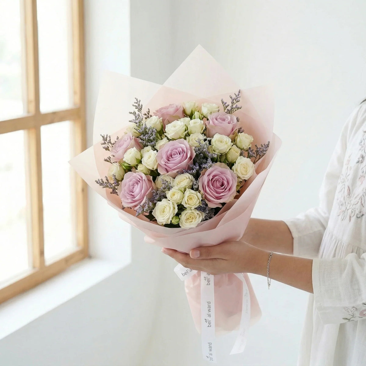 The Queen Luxury Pink Bouquet — Idole Lebanon collection
