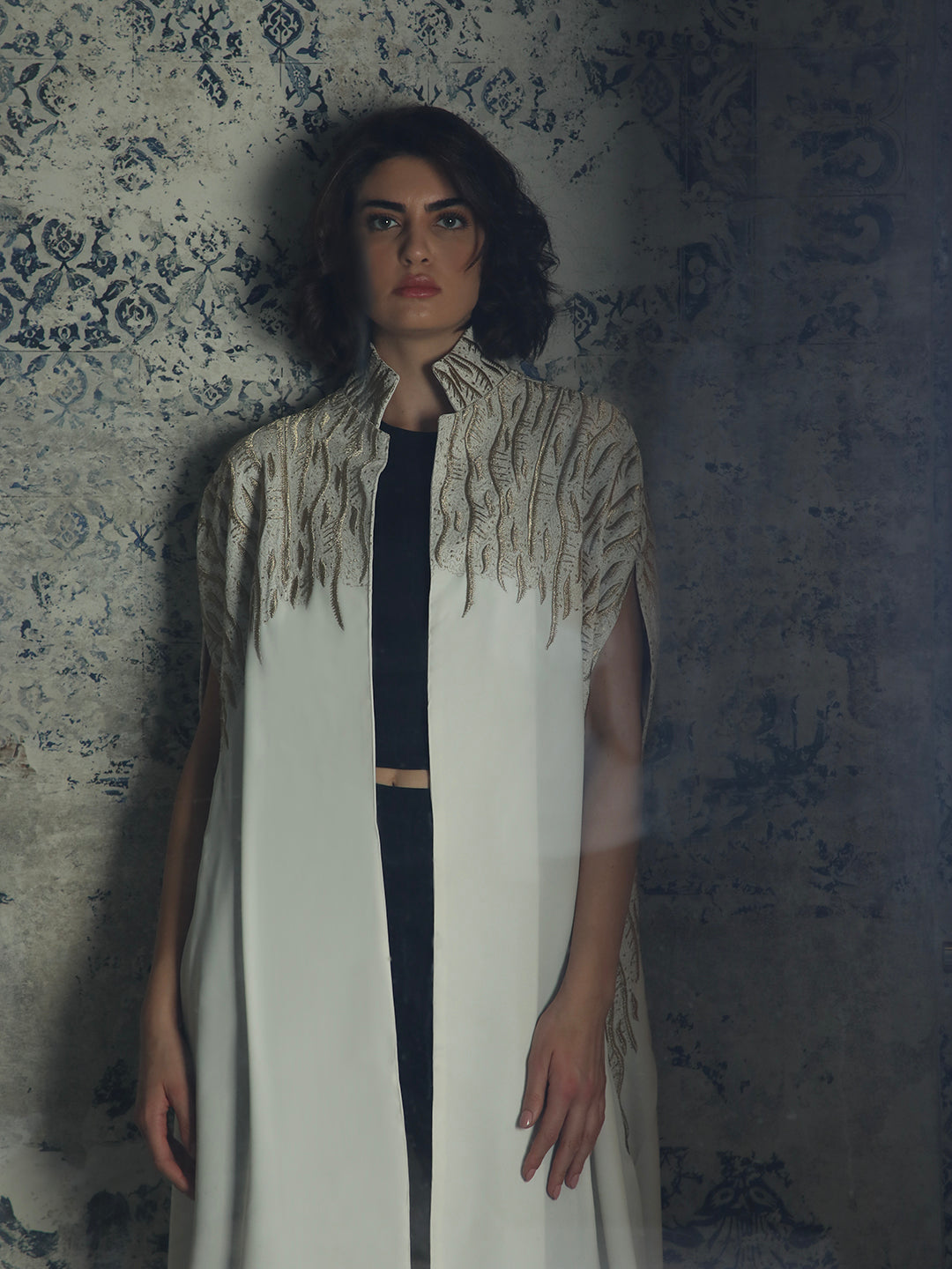 Royal Leaves White Abaya by Mouftah El Chark product photo 5