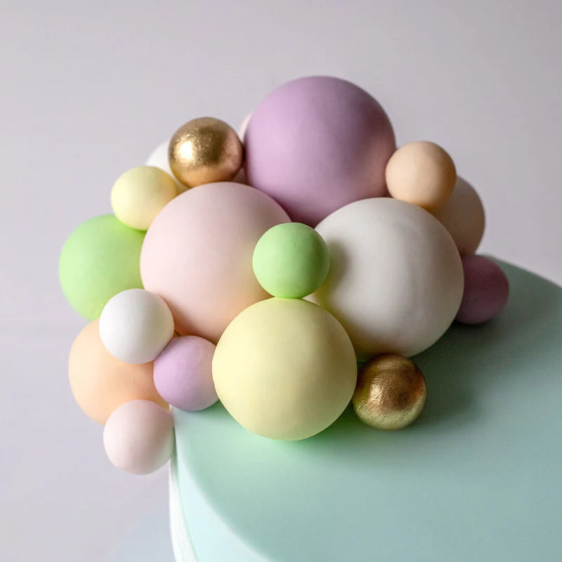 Balloons custom birthday cake delivery in Lebanon product photo 2