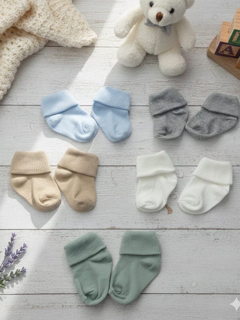 Baby Socks Set (5 Pieces) – Soft Newborn Essentials in Lebanon