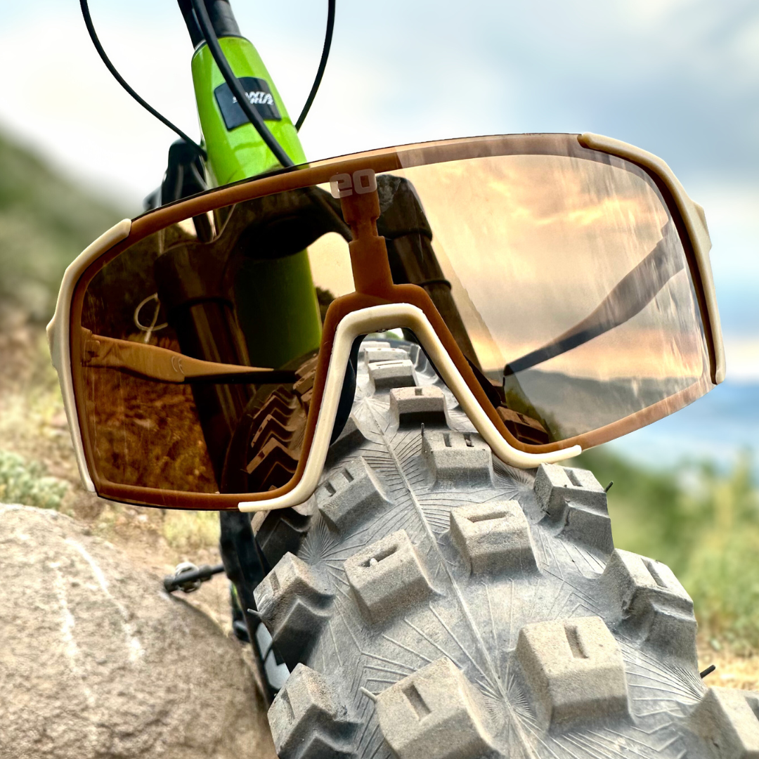 Uno Mas Photochromic