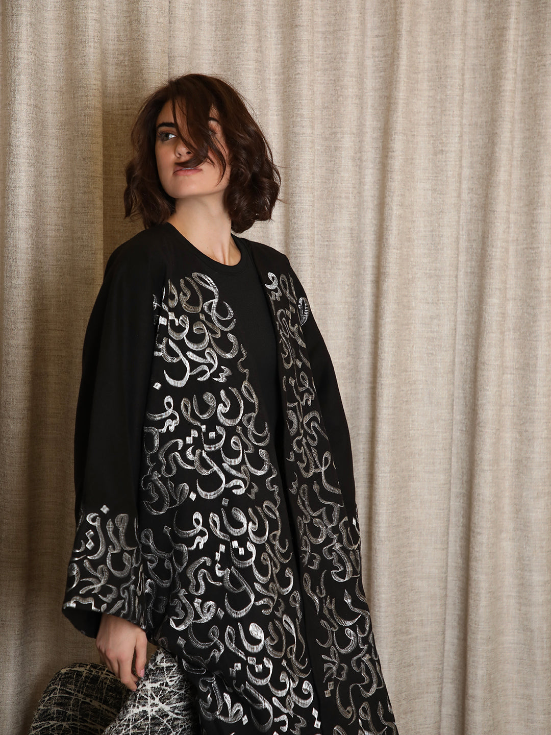 Silver Arabic Calligraphy Abaya by Mouftah El Chark product photo 2
