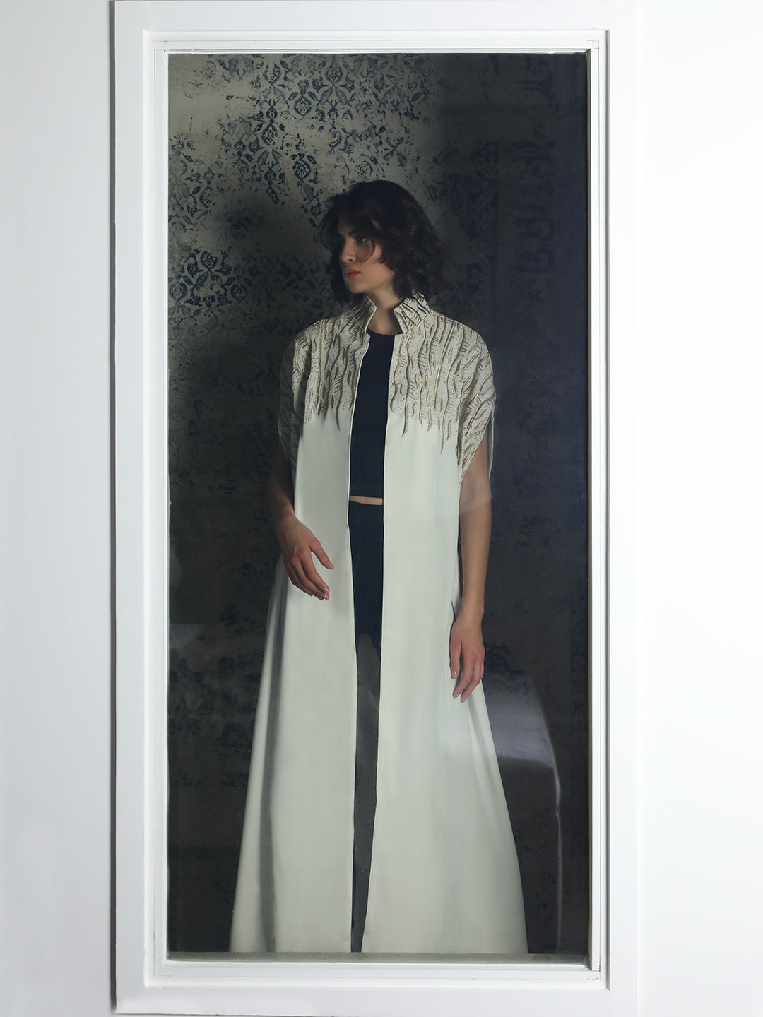 Royal Leaves White Abaya by Mouftah El Chark product photo 3