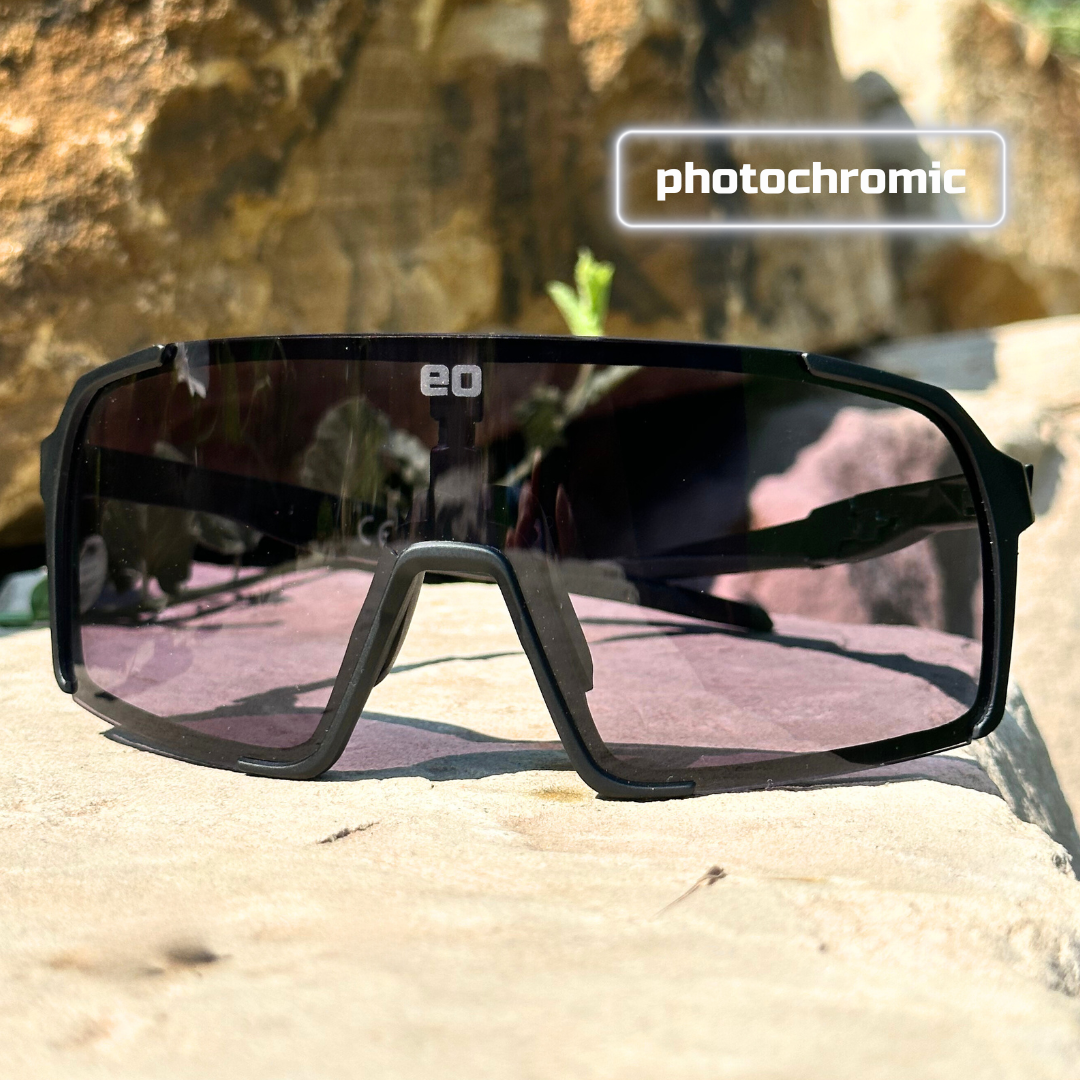 Uno Mas Photochromic