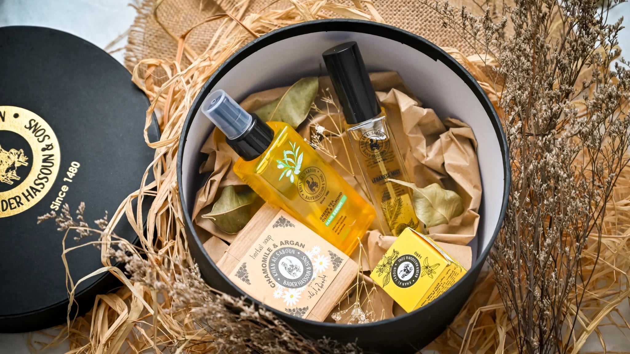 Medium Round Black Gift Box – Khan Al Saboun by Khan Al Saboun